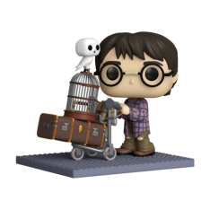 Фигурка Funko POP! Harry Potter: Harry Pushing Trolley 57360